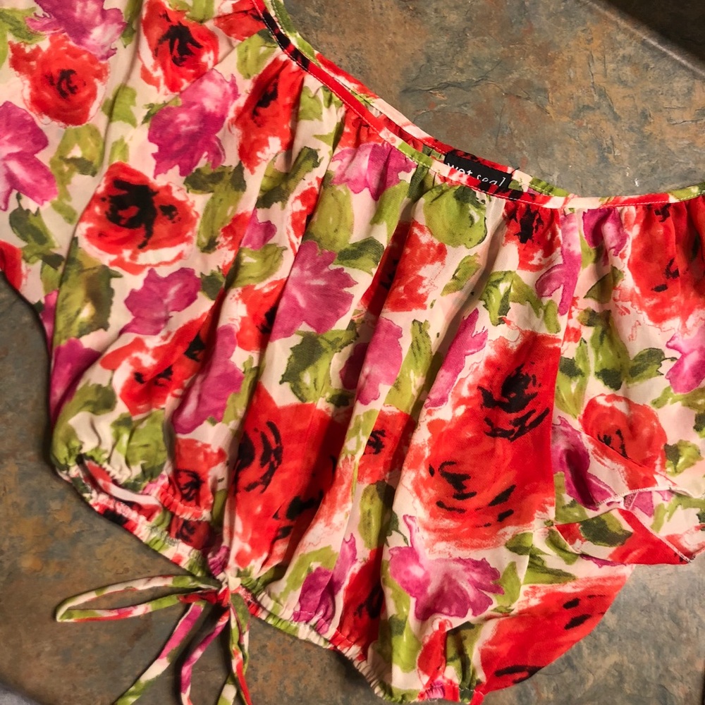floral crop top